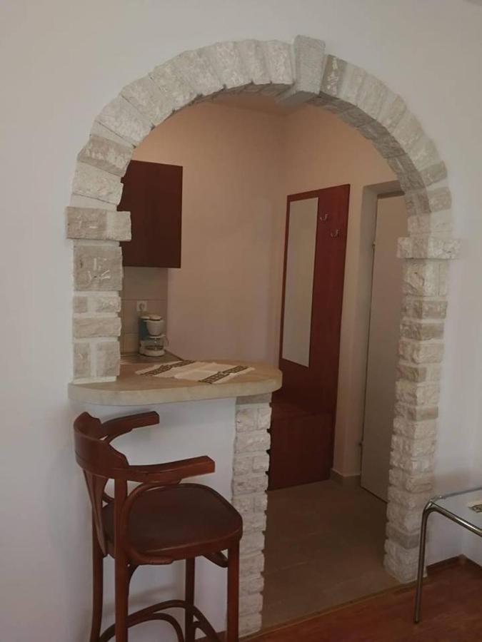 Pansion Marinka-Bire Rooms Lumbarda Buitenkant foto